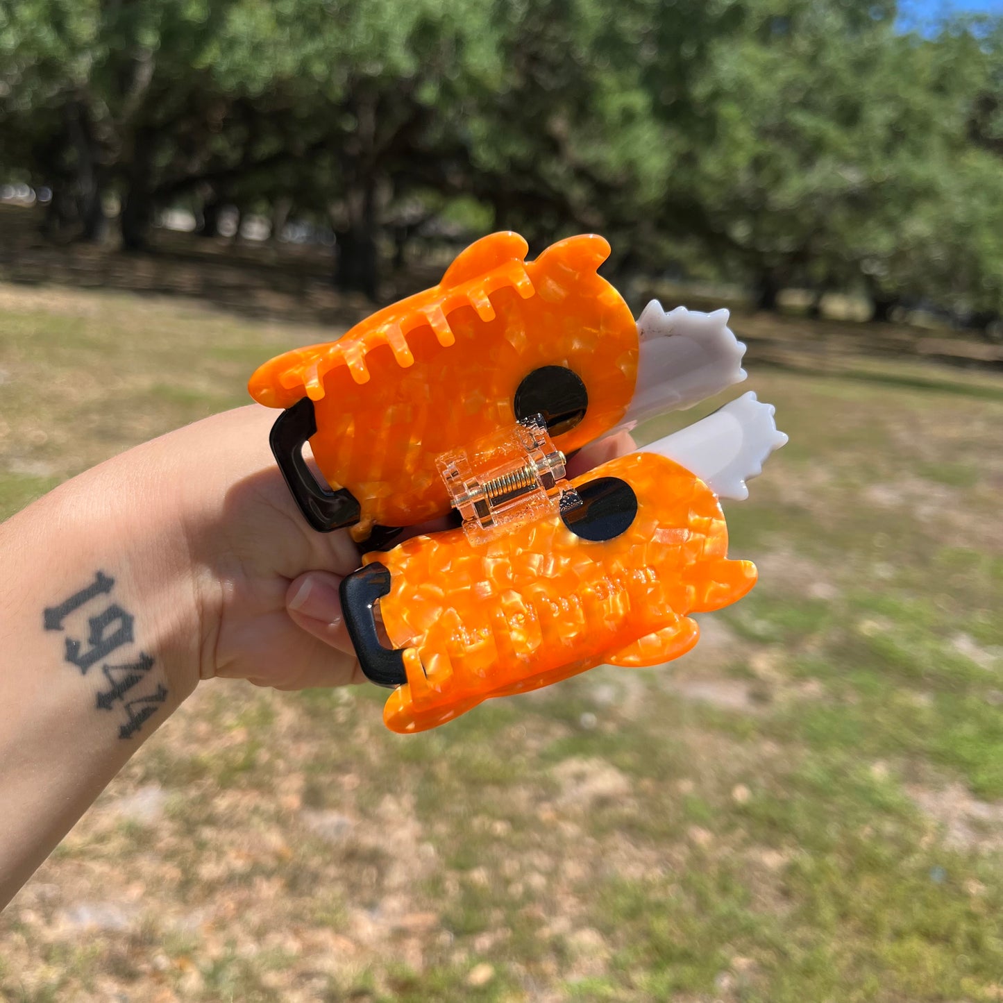 pochita claw clip