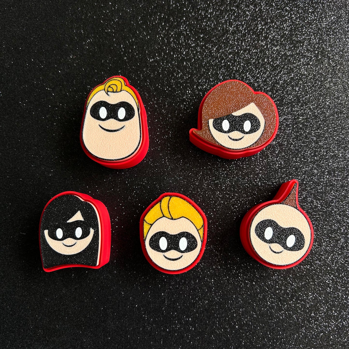 INCREDIBLE CLICKERS