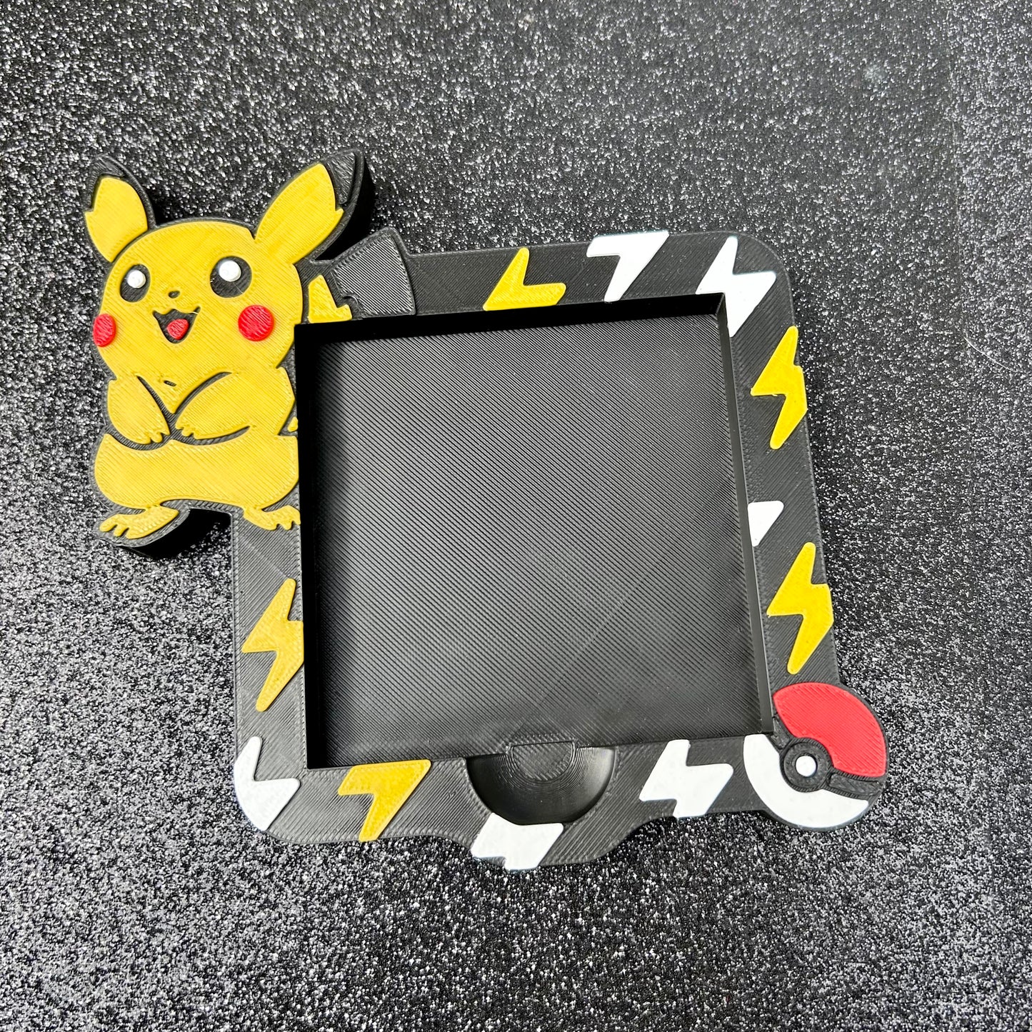 pika sticky note holder